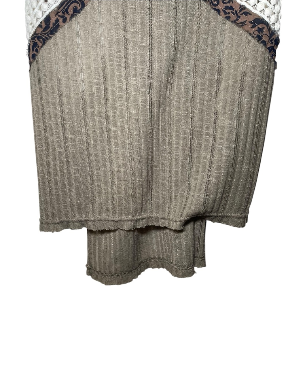Gimmicks By BKE Sleeveless Olive Knit Tank with White Crochet Panels Size Small - Picture 4 of 14